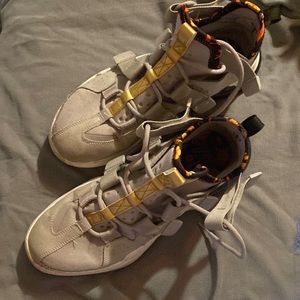 NIKE Air 270 mens shoes size 13